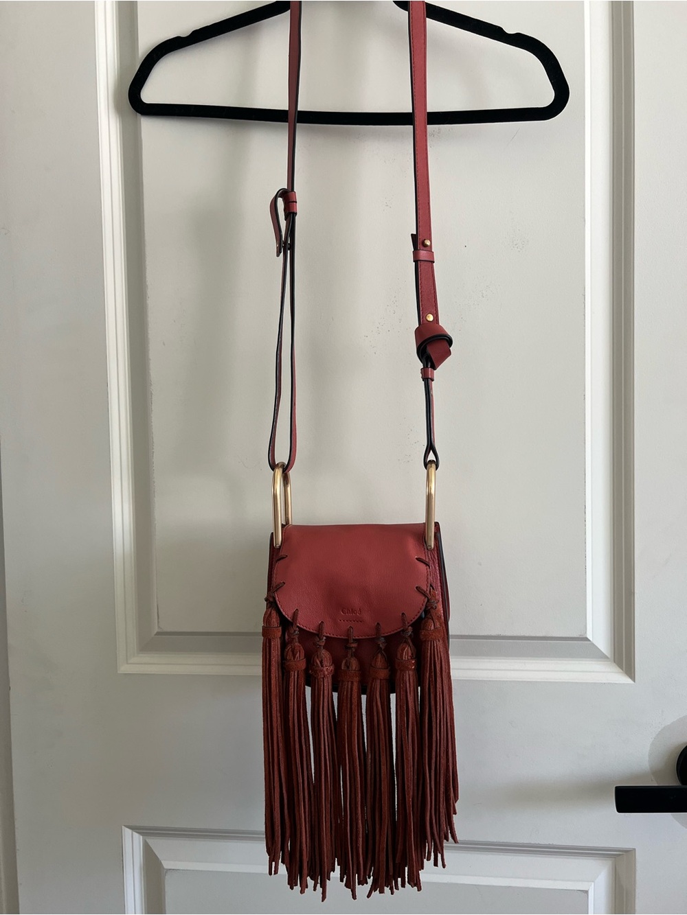 ✨🤎 Chloé Hudson Mini Fringe Tassel Crossbody Bag Burgundy Leather & Suede Boho - Picture 3 of 11